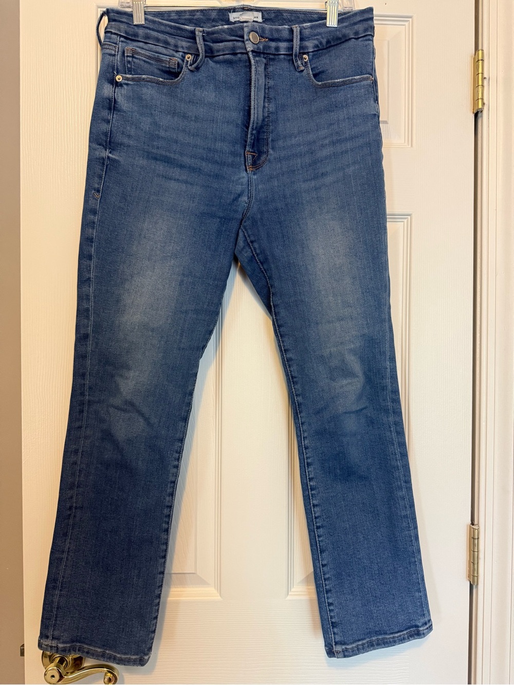 Good American Medium Blue Straight Jeans